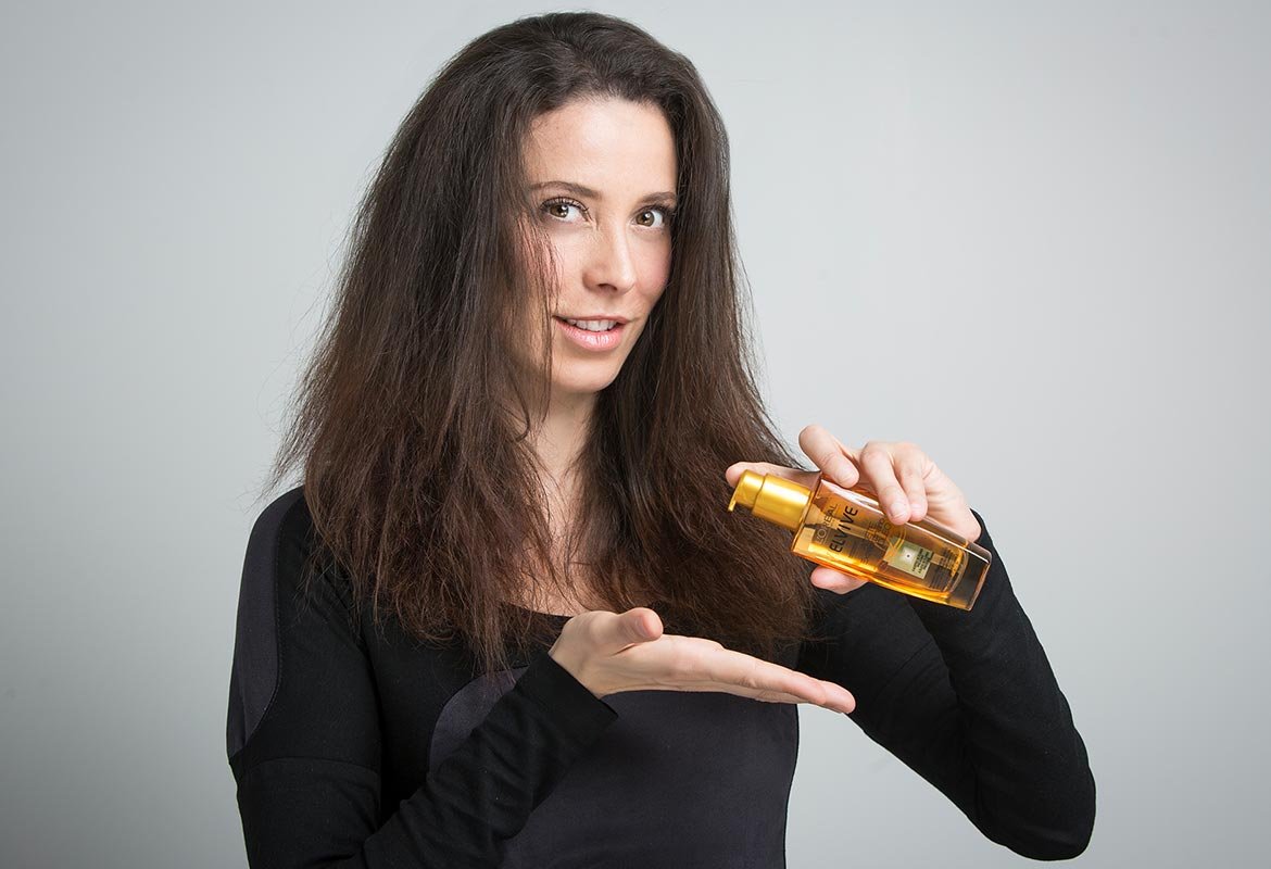 ¿Qué necesita tu pelo quemado? Una dosis extra de brillo, disciplina, nutrición y suavidad y puedes dársela con Elvive Aceite Extraordinario Universal de L’Oréal Paris.